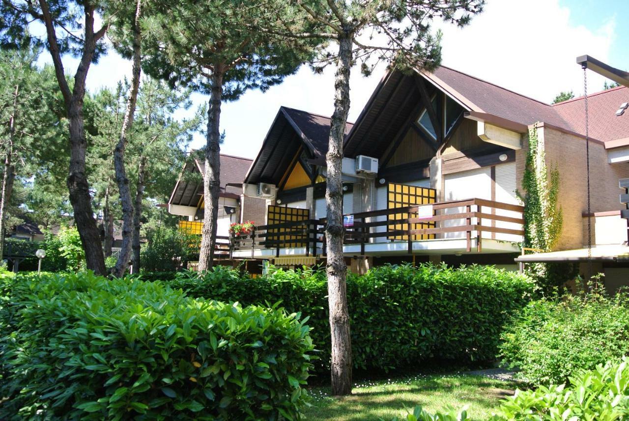 Villa Riviera 56 Lignano Sabbiadoro Dış mekan fotoğraf